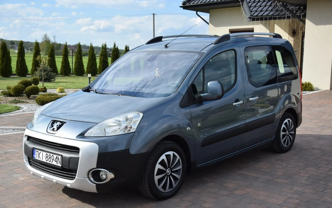 Peugeot Partner cena 24900 przebieg: 230000, rok produkcji 2010 z Chełmża małe 781